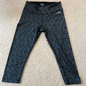 Spalding Women’s Capri Tights Black/White Size Small
